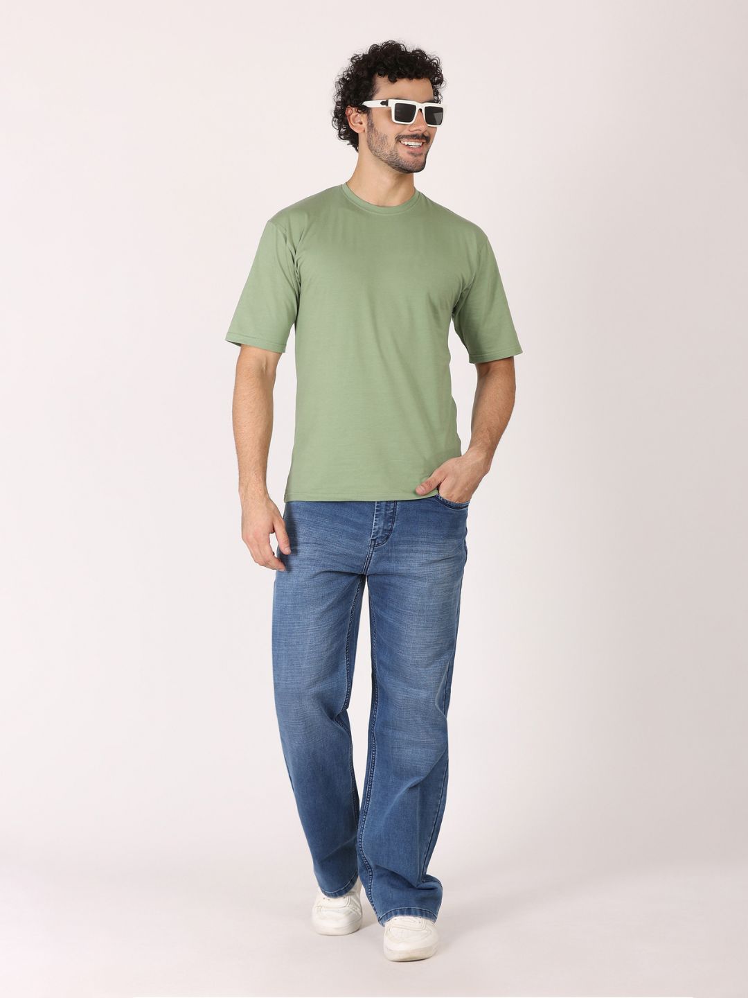 zyker Men  denim Jeans  regular fit royal blue